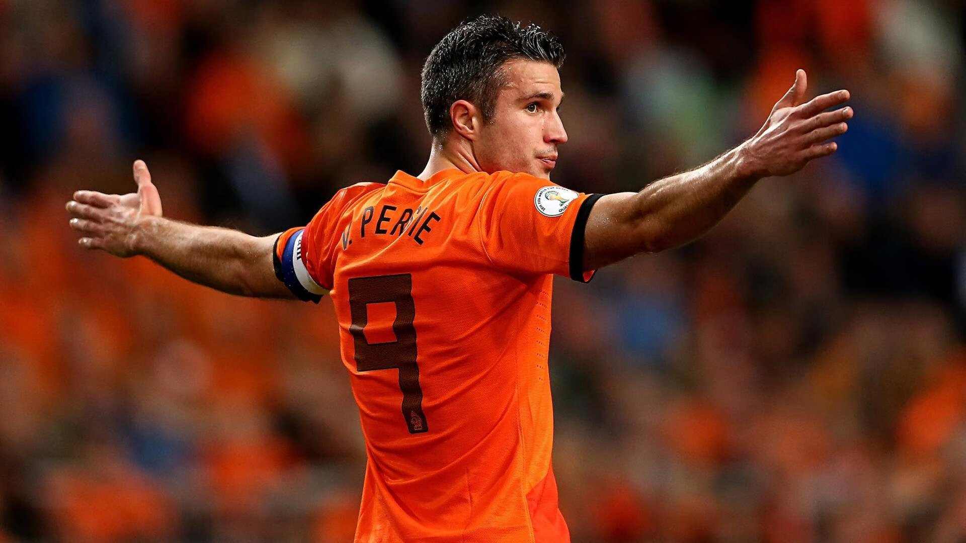 中超球队粉丝经济逐步崛起，市场潜力巨大，中超球迷数量排名