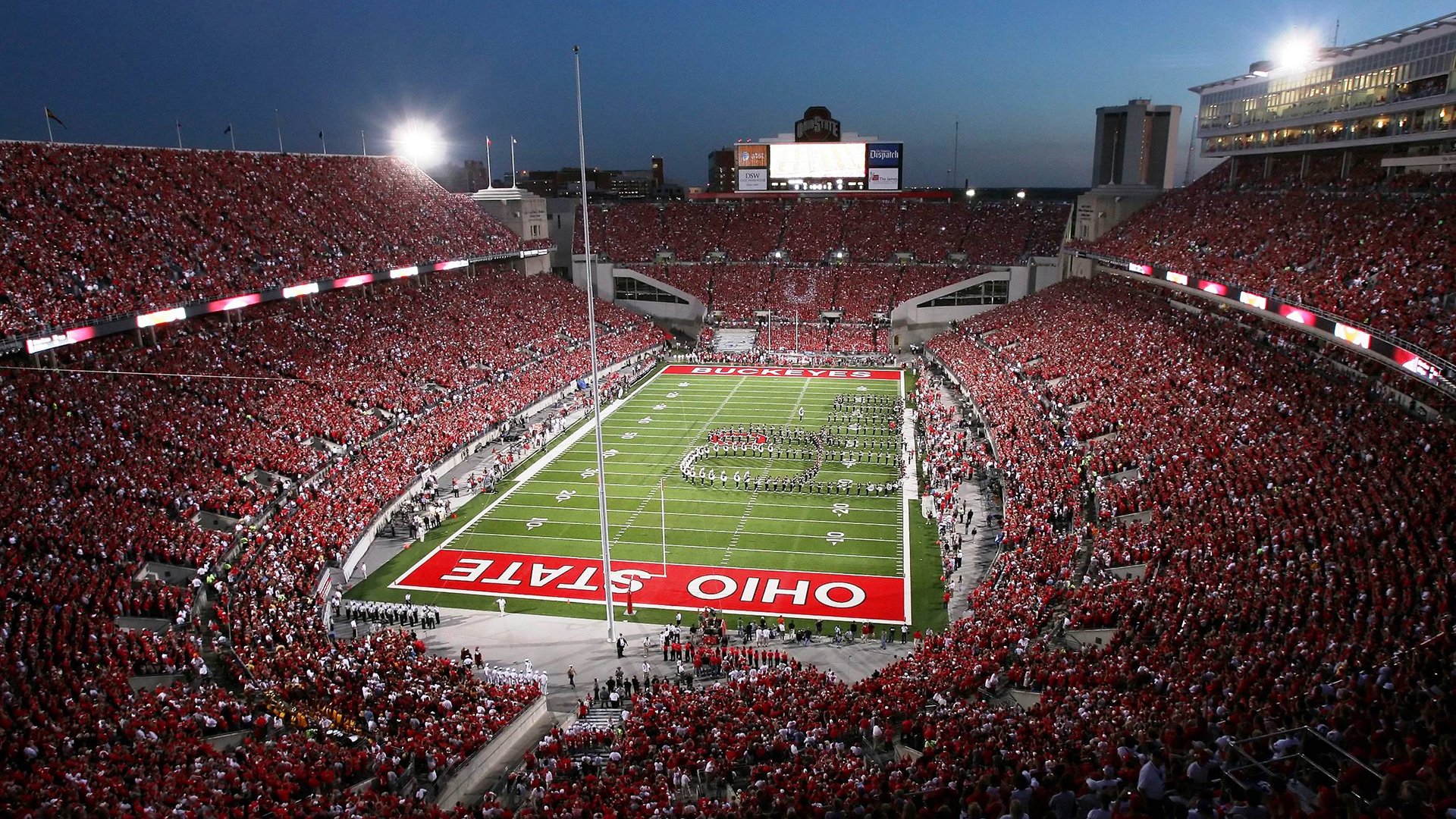 fb体育官方网站-研究报告指出中国足球市场潜力巨大，中国足球市场化现状